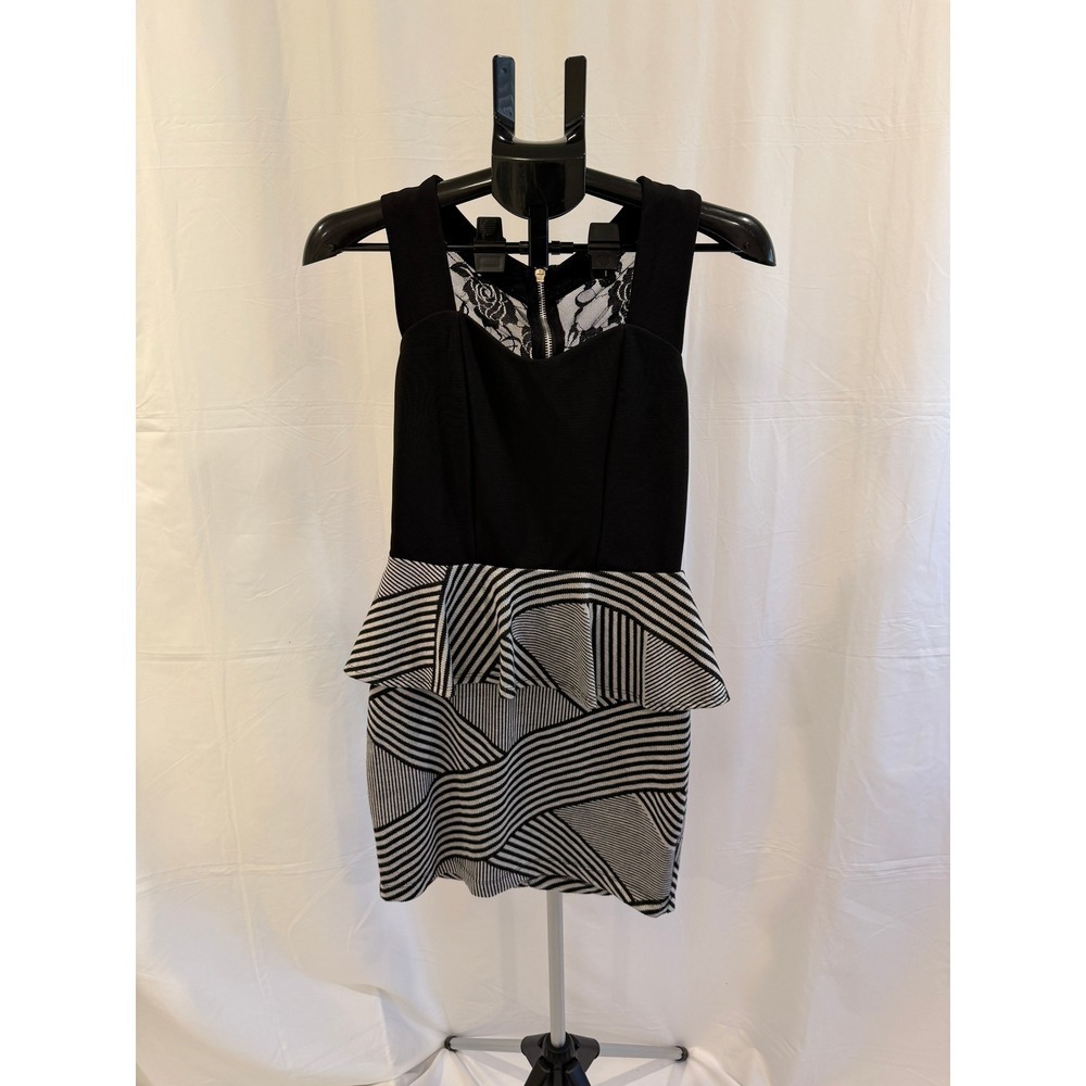Black‎ and White Striped Peplum Dress with Lace Back - Sleeveless